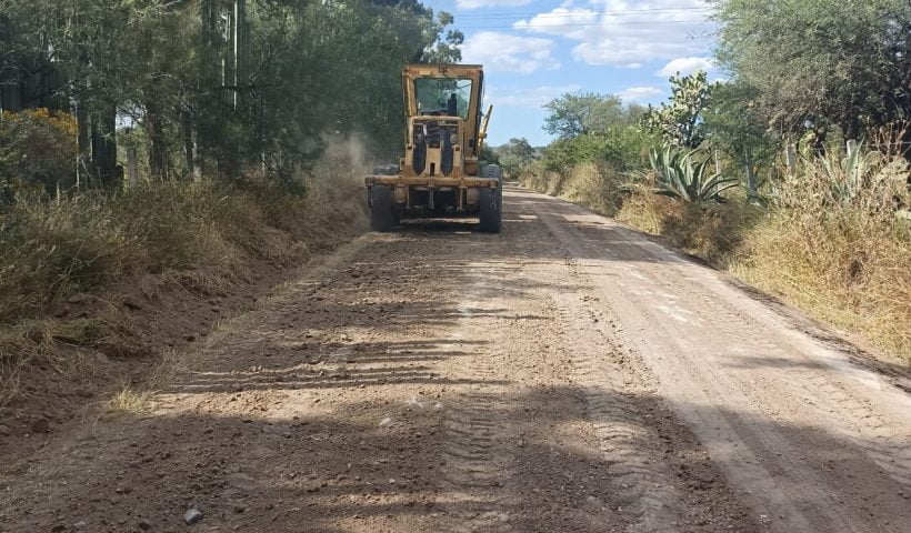 Comunidad de Casas Blancas ya cuenta con nuevos caminos rehabilitados